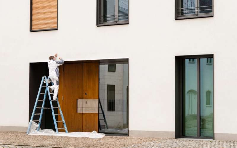 The Benefits of Regularly Painting Commercial Spaces