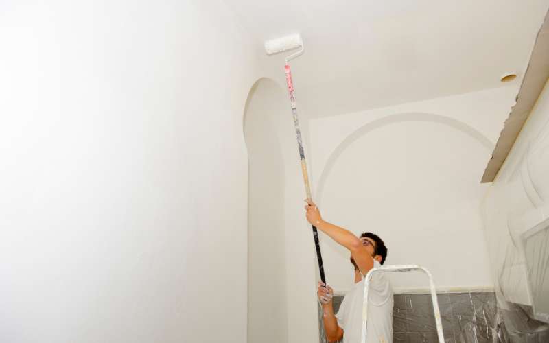 Tips for Painting High Ceilings and Stairwells